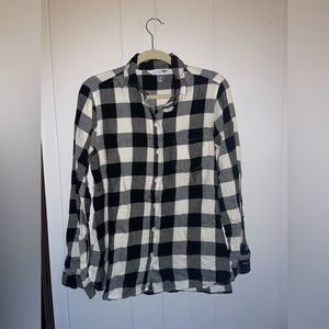 Old Navy Women’s Size Large Flannel Shirt Black and White
